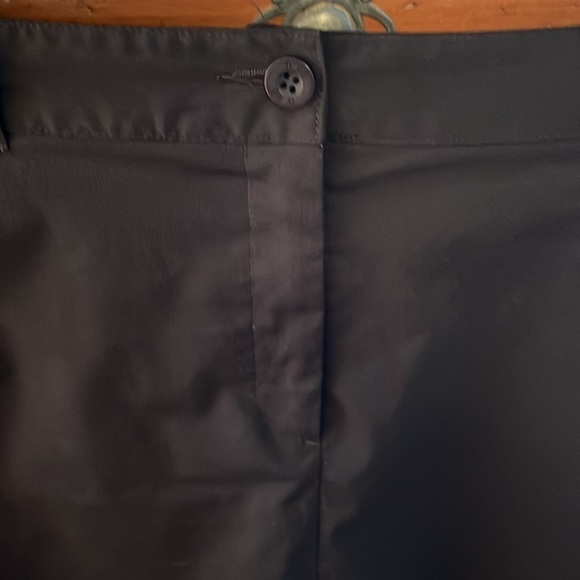 Nivo Women’s black skort with zipper pockets size 14 Preloved - Picture 3 of 9